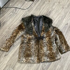 Pamela McCoy fur replica  Coat Size M cheetah
